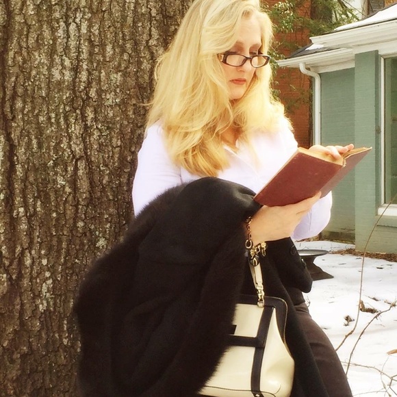 Meet your Posher, Susan - Picture 10 of 13